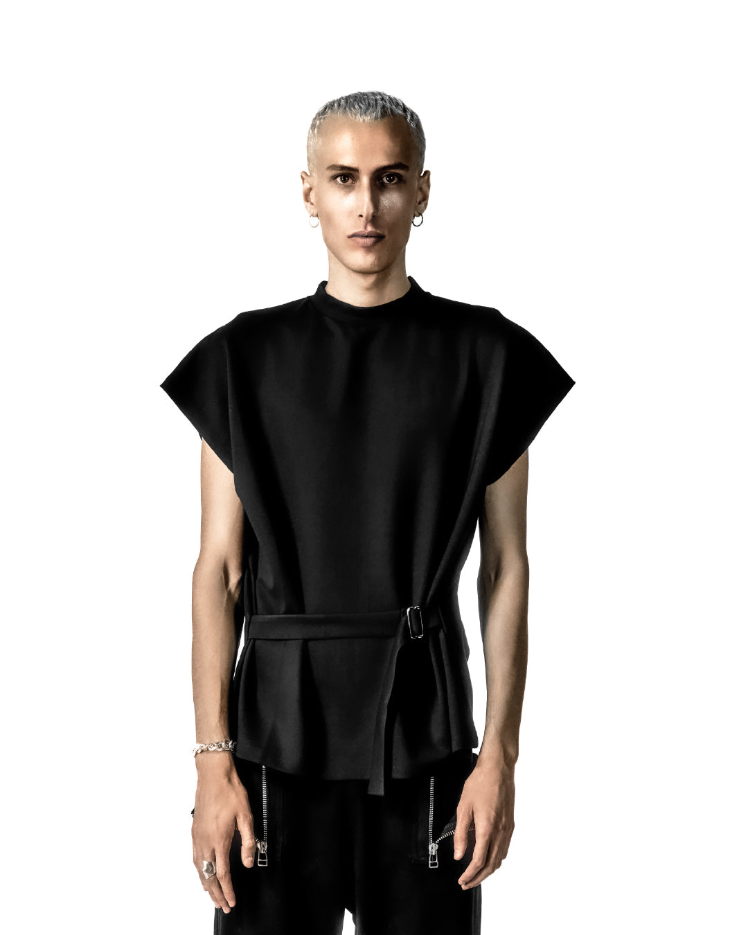 ARCHED T-SHIRT