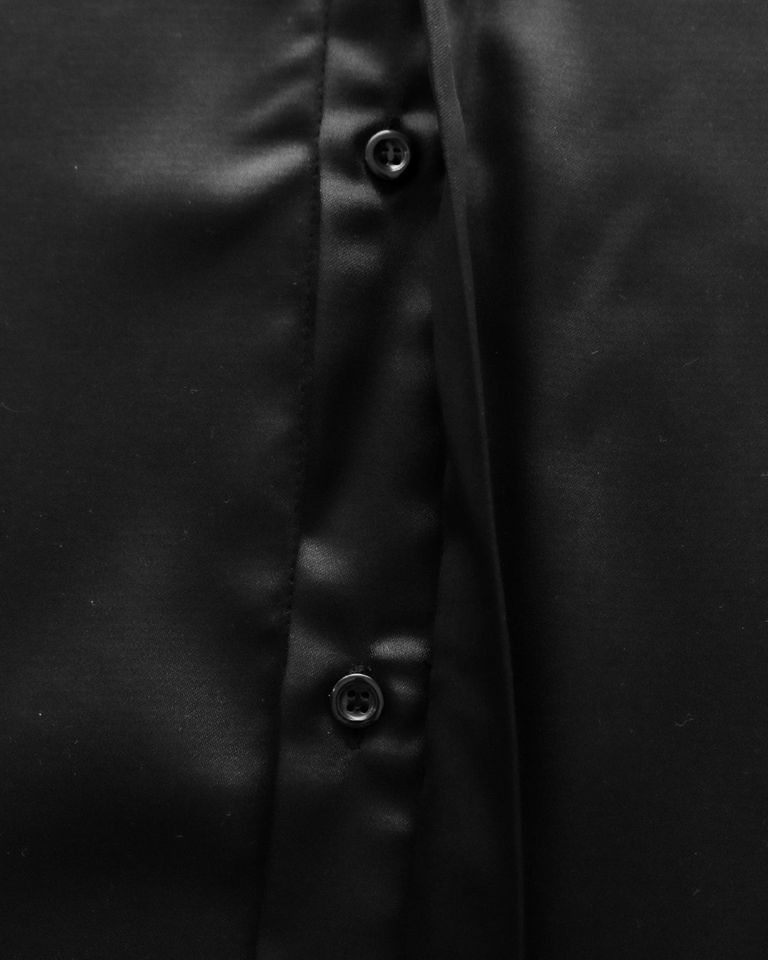 LOOSE SATIN SHIRT