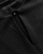 V CUT T-SHIRT